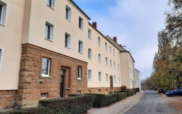 3-Zimmer Wohnung mit Balkon und Kamin, 06712 Zeitz, Etagenwohnung